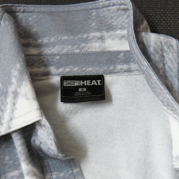 Shirt Jacket in Size Small, Light Grey and White Color - Picture 2 of 3